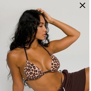 Good America reversible bikini top